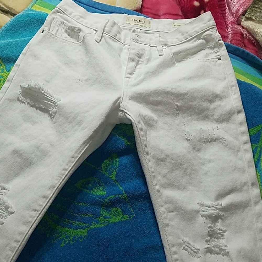 Nwot Pac sun girlfriend ripped jeans sz 25